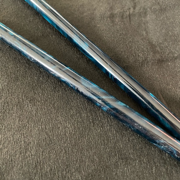 Gorgeous Acrylic Hair Sticks - Picture 3 of 3